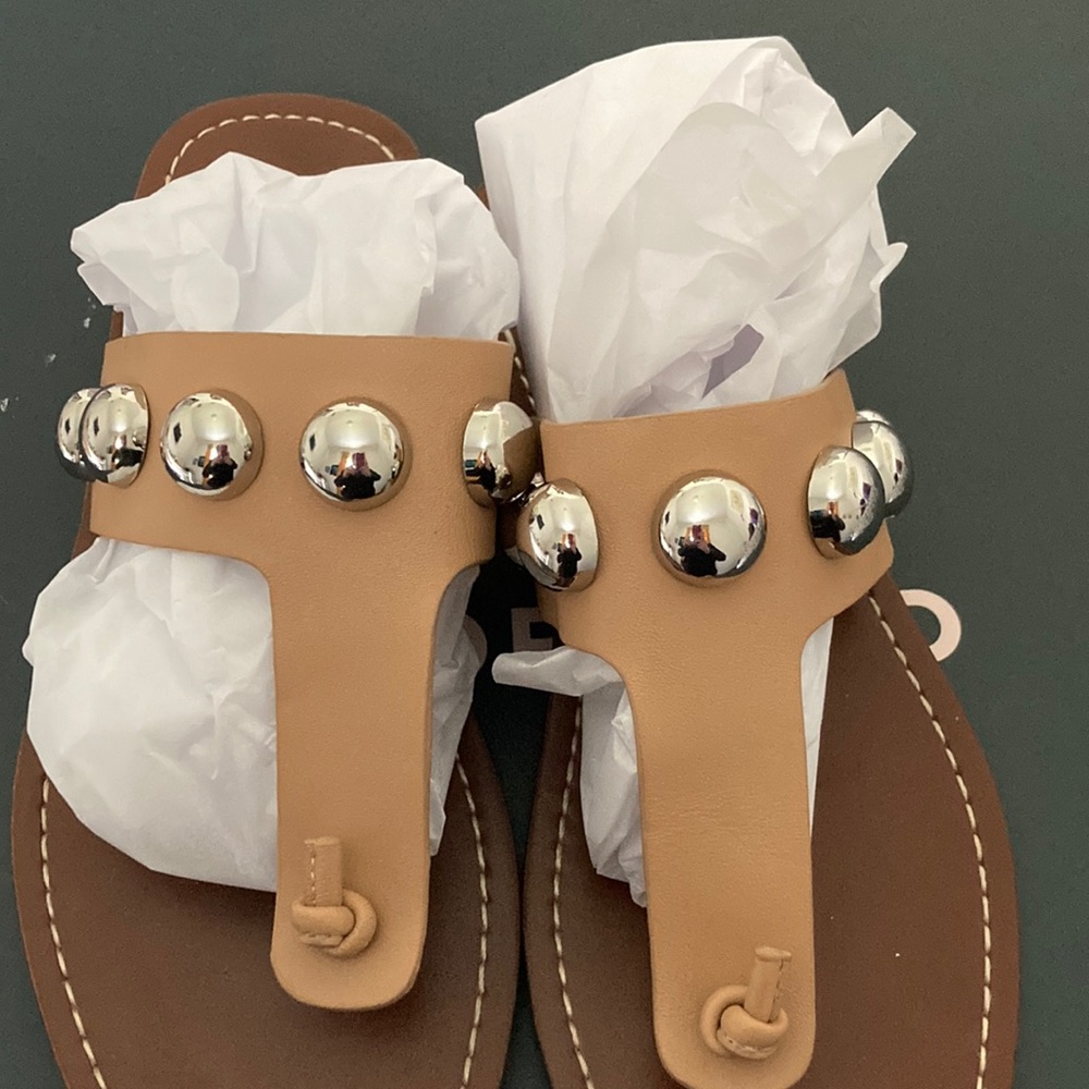 Marc Fisher flats